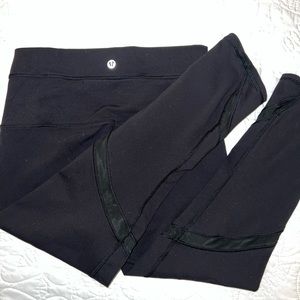 Black Lululemon mid calve high waist size 6 leggings